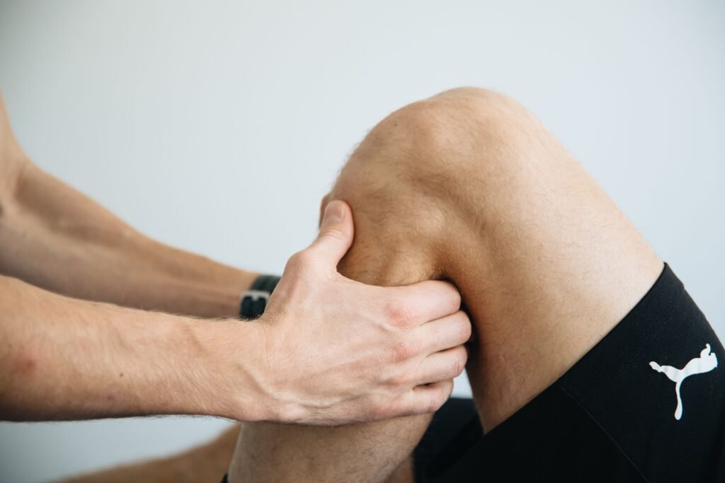 knee strengthening with physio